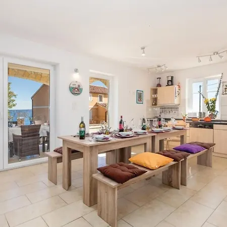 Gorgeous Sea-view Villasol With Pool & Bbq Vikendica *